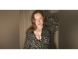 Kliknij tutaj i rozmawiać z modelką! PrettyVoron