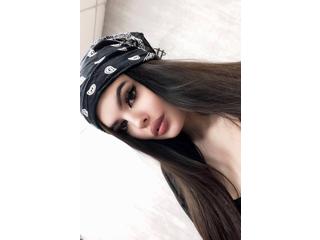 Kliknij tutaj i rozmawiać z modelką! xBadAngelx