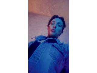 Kliknij tutaj i rozmawiać z modelką! ErickaFetish